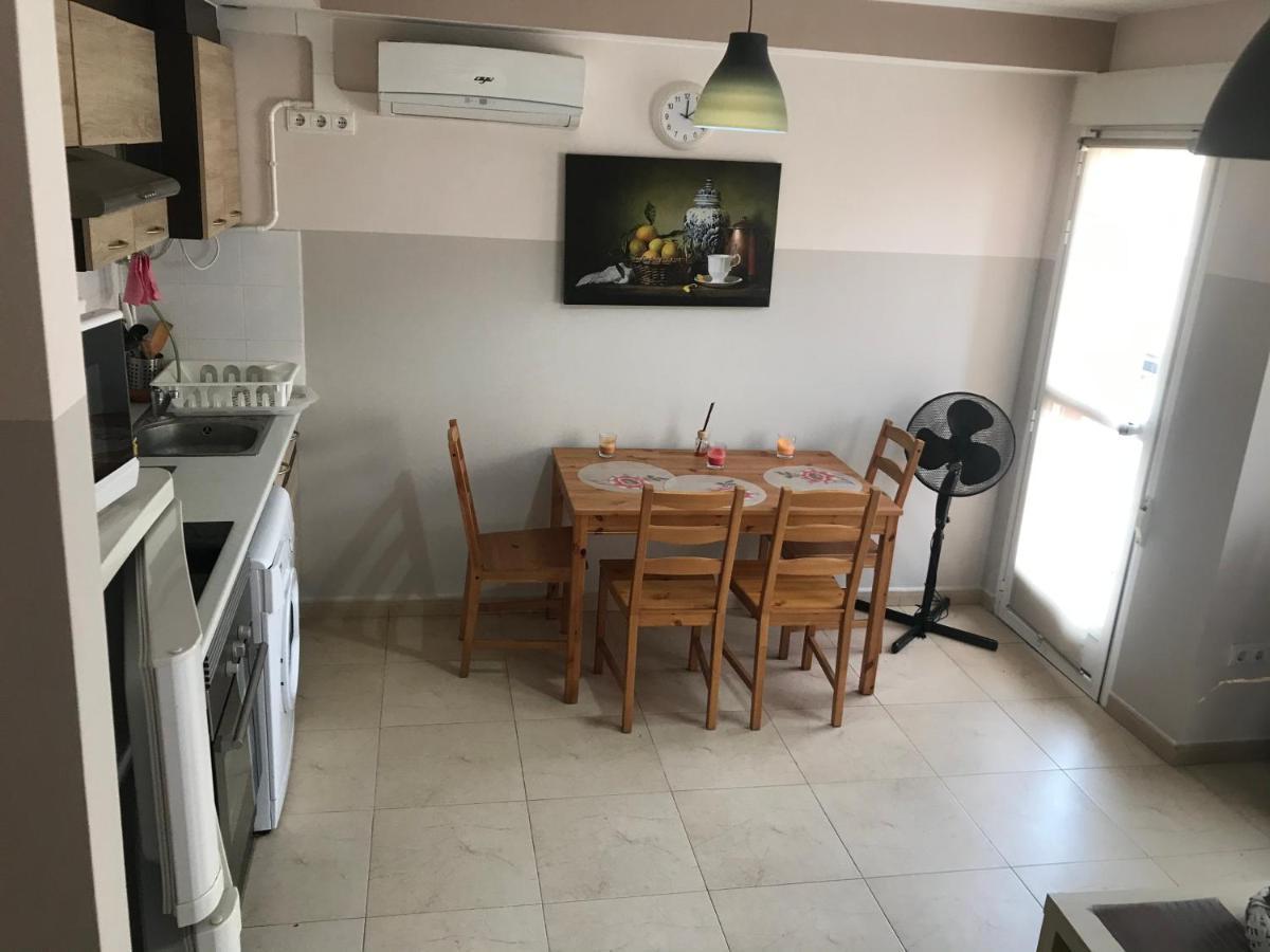 Apartment Grau